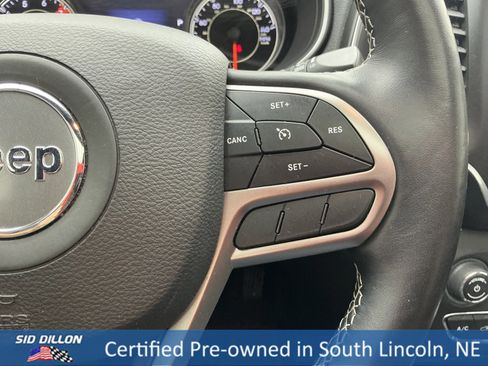 Used 2021 Jeep Cherokee Latitude Lux 80th Anniv w/ Quick Order Package 26U 80TH image 10