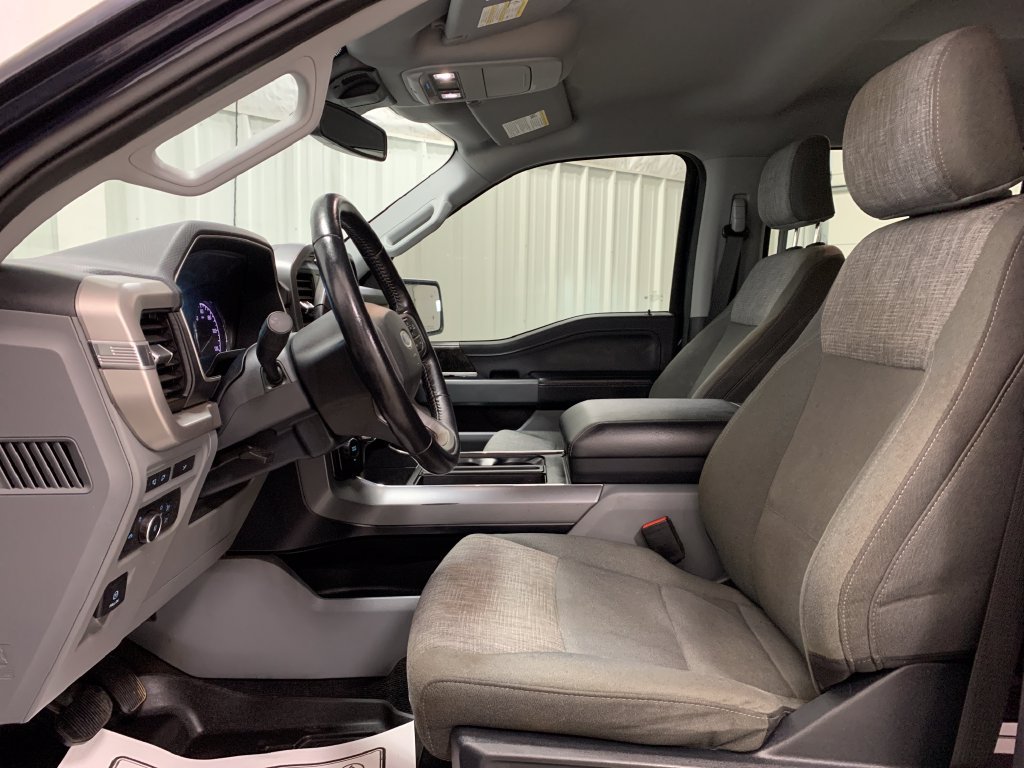 Used 2022 Ford F150 XLT w/ Equipment Group 302A High AWD/4WD image 16