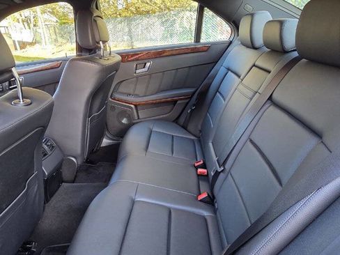 Used 2012 Mercedes-Benz E 350 4MATIC Sedan image 10