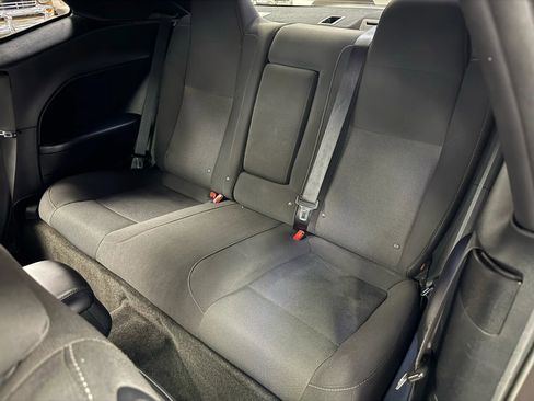 Used 2015 Dodge Challenger R/T Scat Pack w/ Driver Convenience Group image 13