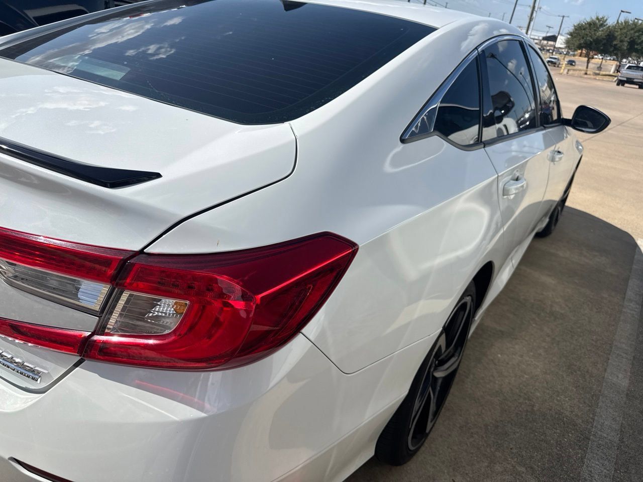 Used 2021 Honda Accord Sport Special Edition image 4