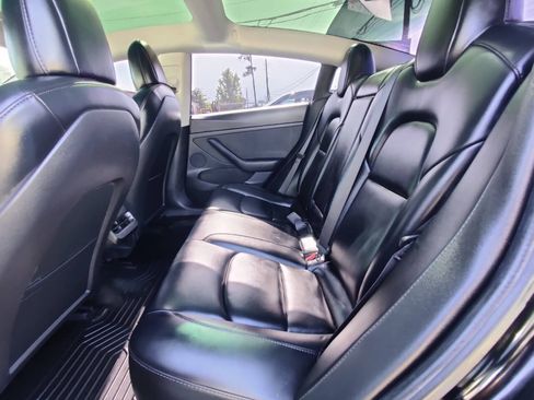 Used 2021 Tesla Model 3 Standard Range Plus RWD image 12