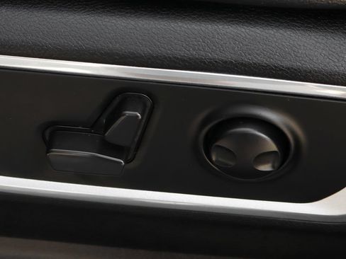 Used 2022 RAM 1500 Laramie w/ Sport Appearance Package AWD/4WD image 22