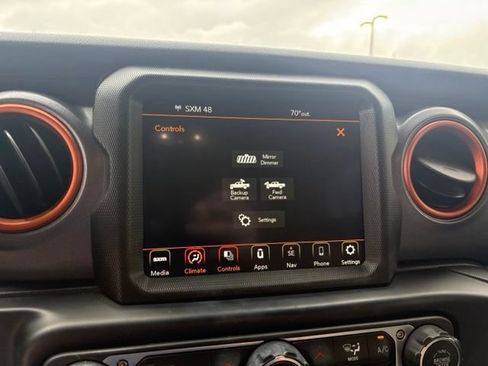Used 2022 Jeep Gladiator Mojave w/ LED Lighting Group AWD/4WD image 16