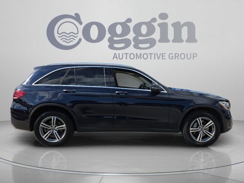 Used 2022 Mercedes-Benz GLC 300 image 6