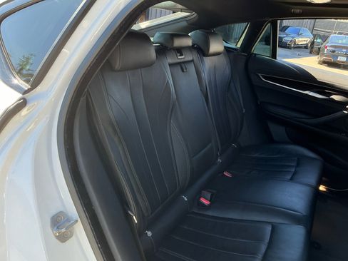 Used 2019 BMW X6 sDrive35i w/ M Sport Package image 20