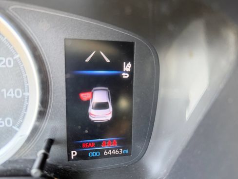 Used 2020 Toyota Corolla LE FWD image 20