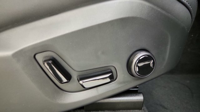 New 2026 Volvo XC90 T8 Plus AWD/4WD image 38