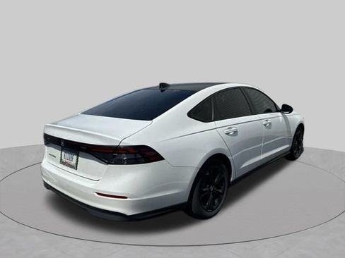 Used 2023 Honda Accord LX image 5