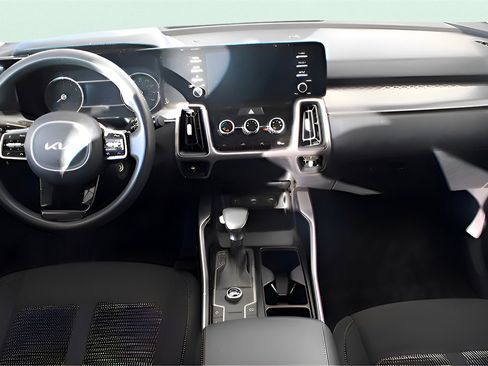 Certified 2022 Kia Sorento LX image 15