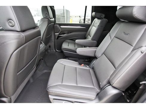 New 2026 Cadillac Escalade ESV 2WD image 7