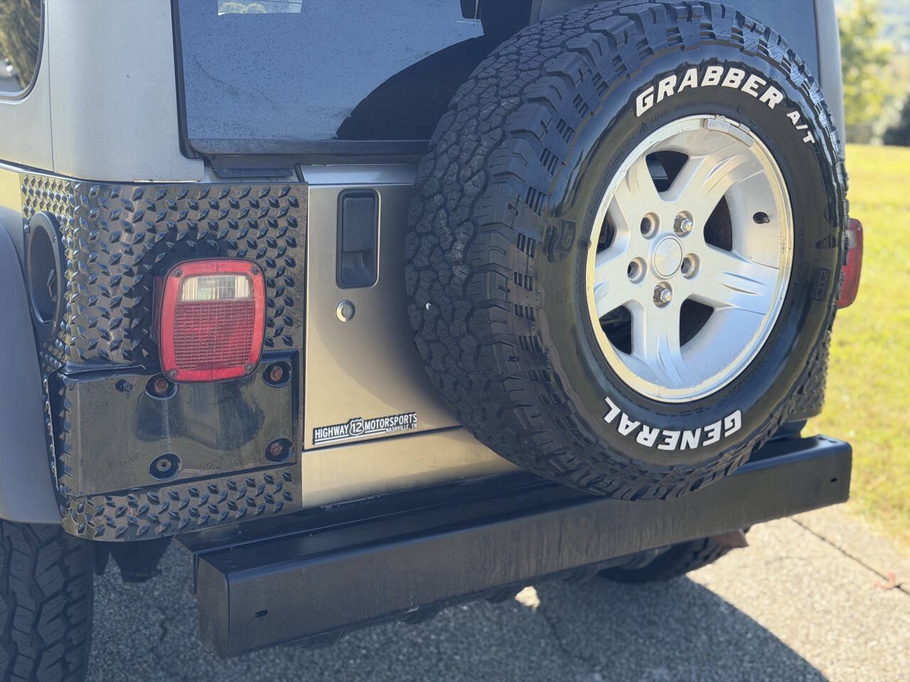 Used 2006 Jeep Wrangler X AWD/4WD image 9