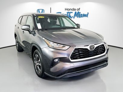 Used 2020 Toyota Highlander XLE