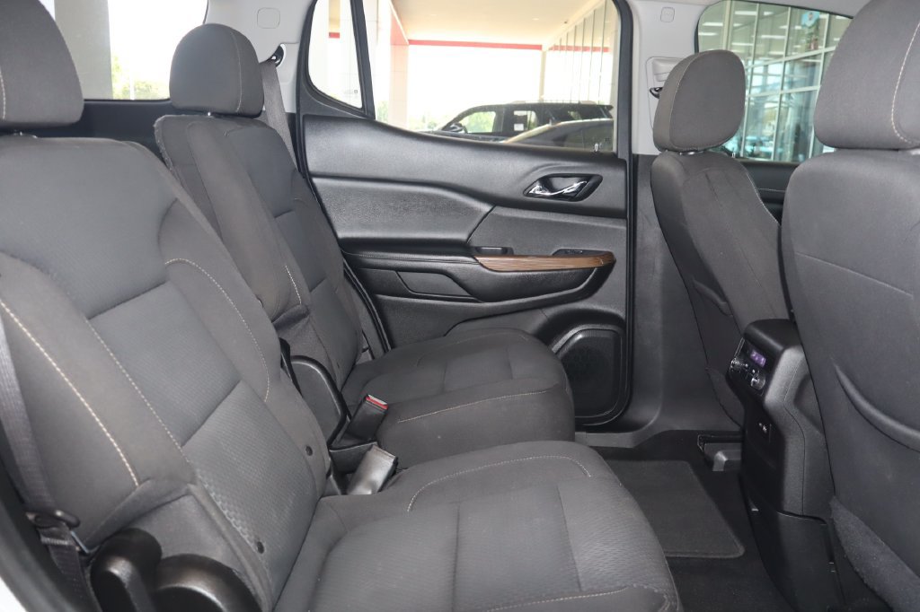 Used 2021 GMC Acadia SLE FWD image 41