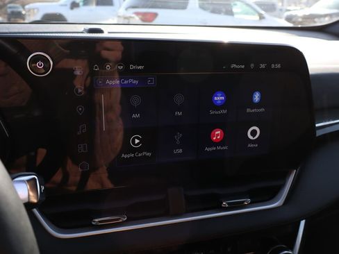 Used 2025 Chevrolet Equinox LT w/ Safety and Technology Package image 20