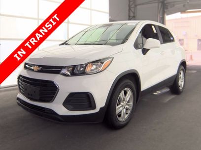 Used 2022 Chevrolet Trax LS w/ Tint and Cruise Package