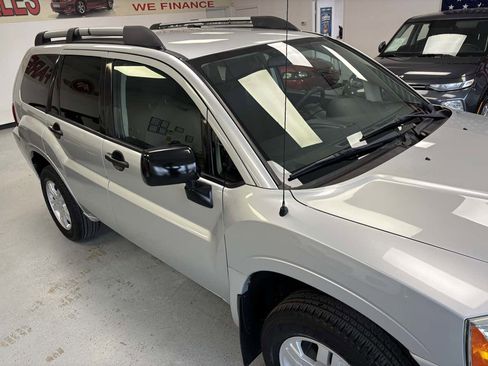 Used 2007 Mitsubishi Endeavor LS image 4