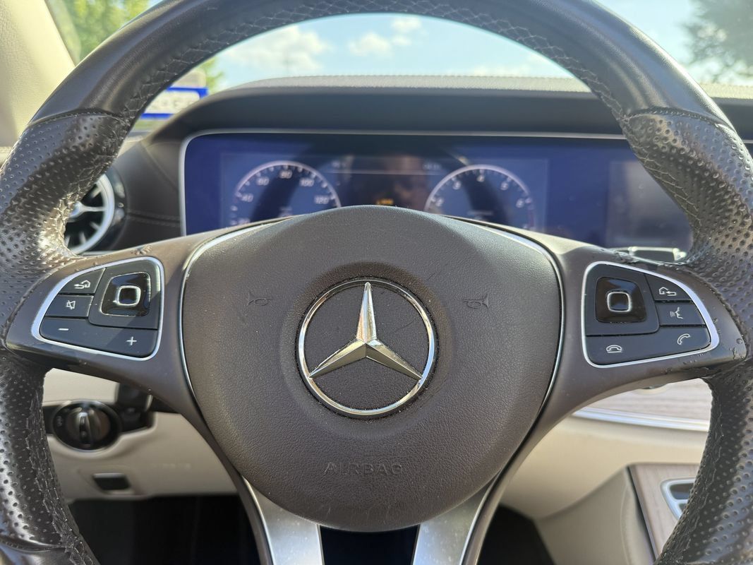 Used 2018 Mercedes-Benz E 400 Cabriolet image 9