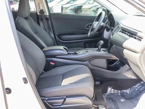 Used 2022 Honda HR-V EX image 19
