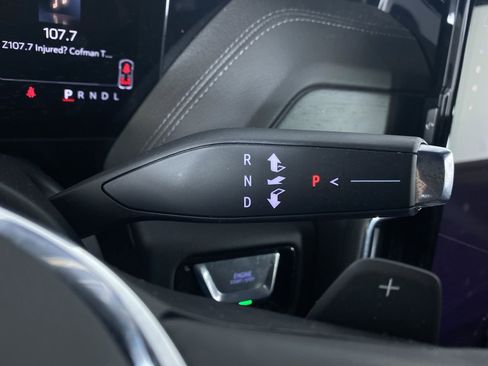 Certified 2025 GMC Yukon Denali image 8