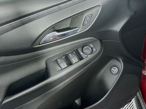 Used 2025 Buick Envista Sport Touring w/ Convenience I Package FWD image 15