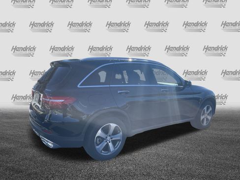 Used 2017 Mercedes-Benz GLC 300 4MATIC image 10