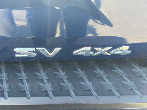 Used 2017 Nissan Titan SV AWD/4WD image 13