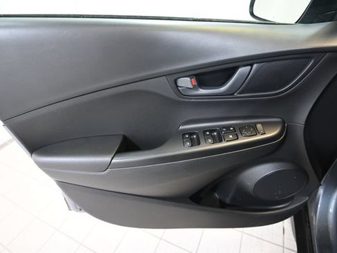 Used 2019 Hyundai Kona SE AWD/4WD image 20
