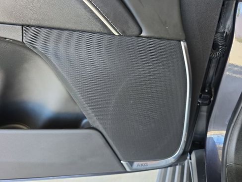 Certified 2023 Cadillac Escalade Premium Luxury Platinum image 25