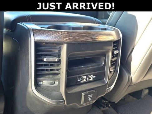 Used 2020 RAM 1500 Laramie AWD/4WD image 11