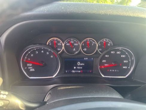 Used 2022 Chevrolet Silverado 1500 LT RWD image 18