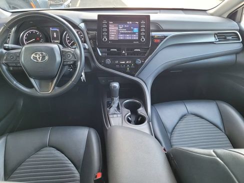 Used 2024 Toyota Camry SE FWD image 6