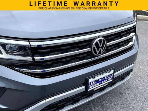 Used 2022 Volkswagen Atlas Cross Sport SE AWD/4WD image 31