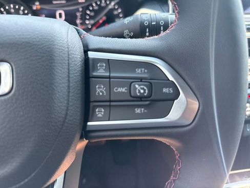 New 2025 Jeep Compass Trailhawk w/ Trailhawk Convenience Group image 22