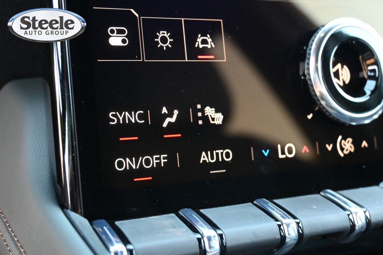 New 2027 GMC Terrain AT4 w/ Technology Package II AWD/4WD image 15