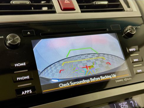 Used 2016 Subaru Outback 2.5i Premium image 17