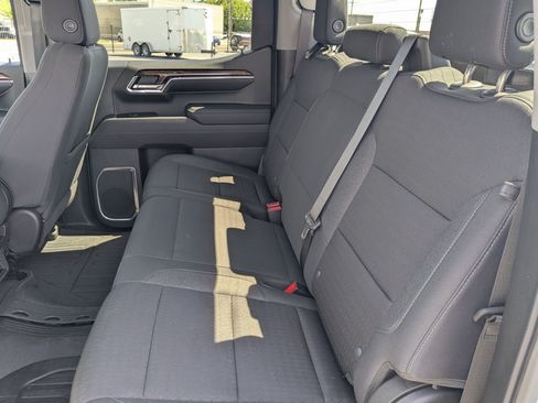 Used 2023 GMC Sierra 1500 SLE AWD/4WD image 34