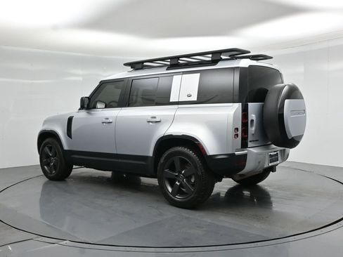 Used 2024 Land Rover Defender 110 S AWD/4WD image 5