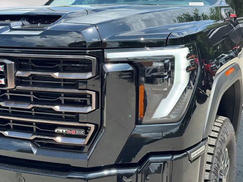 New 2026 GMC Sierra 2500 AT4X AWD/4WD image 3