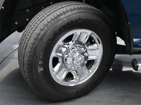 Used 2024 RAM 2500 Tradesman w/ Chrome Appearance Group image 25