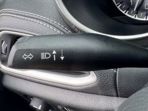 New 2026 Chrysler Pacifica Select image 17