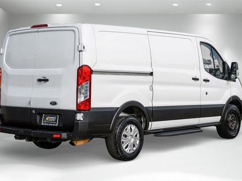 Used 2019 Ford Transit 250 130 Low Roof image 6