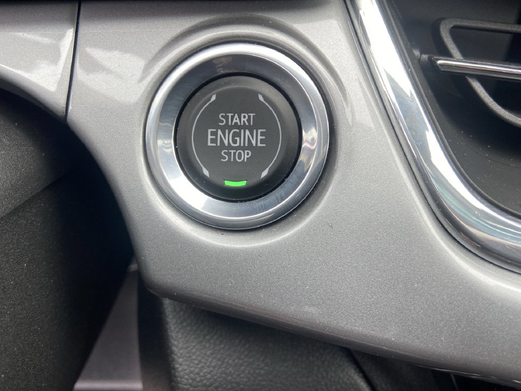Certified 2024 Chevrolet Trax LT FWD image 16