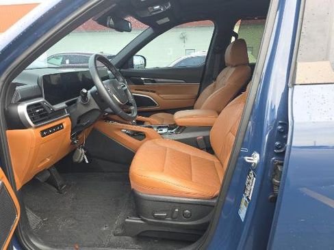 Used 2024 Kia Telluride EX X-Line image 6