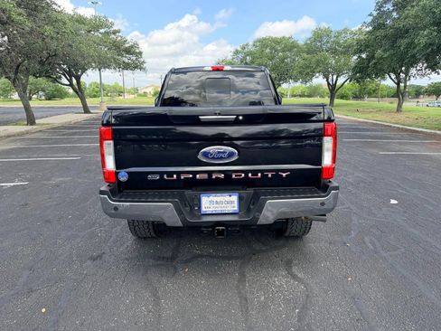 Used 2019 Ford F250 Lariat w/ Chrome Package AWD/4WD image 5
