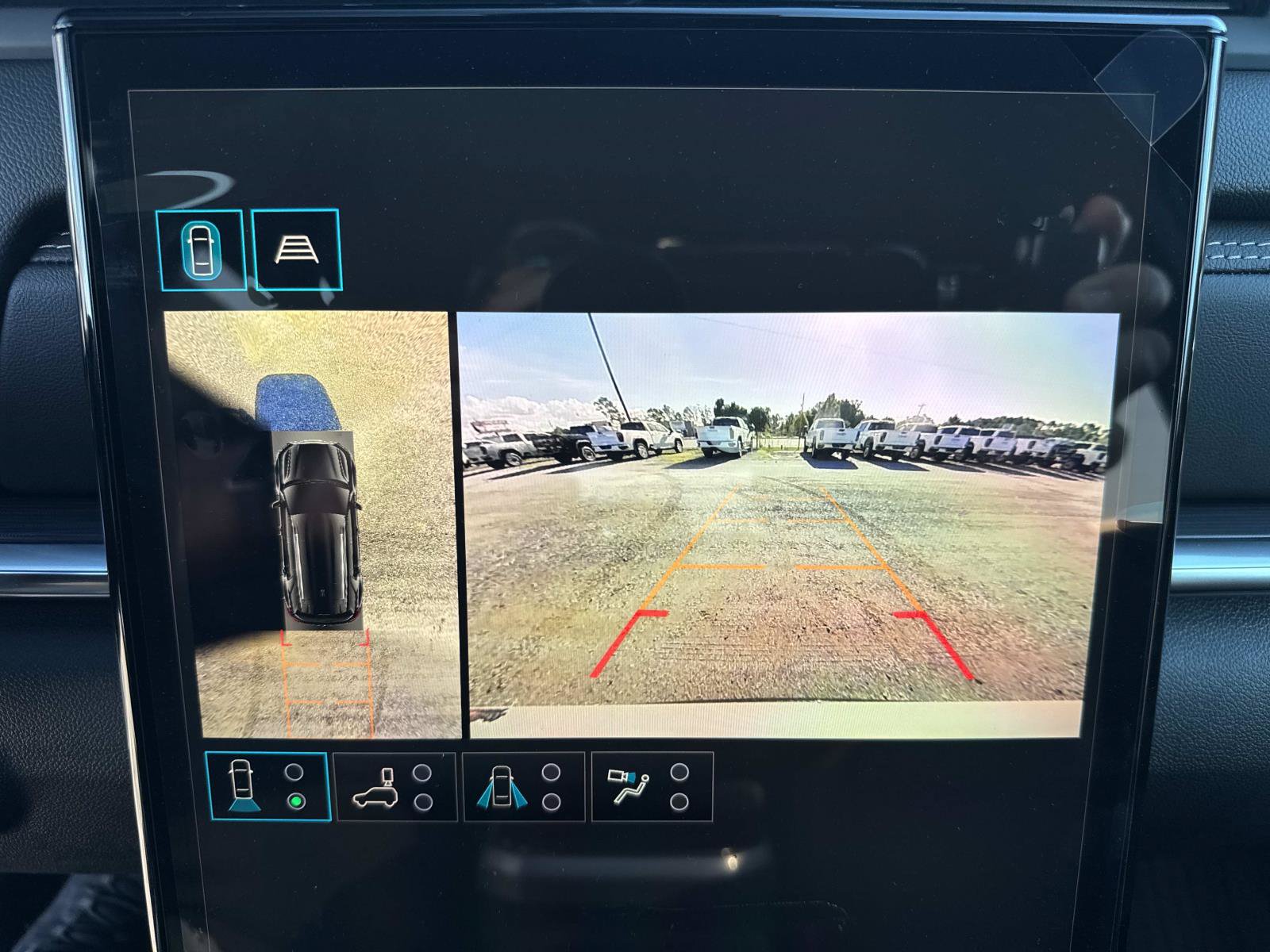 New 2027 GMC Terrain Elevation FWD image 27