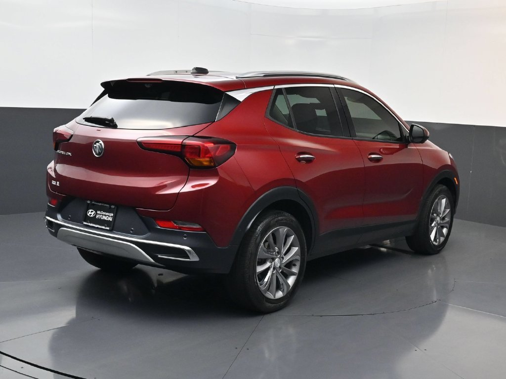 Used 2022 Buick Encore GX Essence w/ Advanced Technology Package FWD image 3