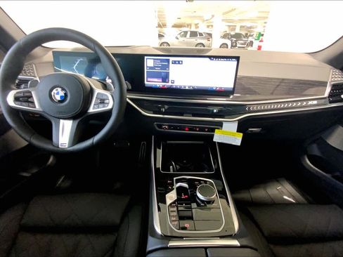 New 2026 BMW X5 xDrive40i w/ M Sport Package image 5