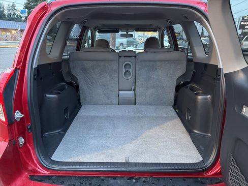 Used 2007 Toyota RAV4 Limited image 6