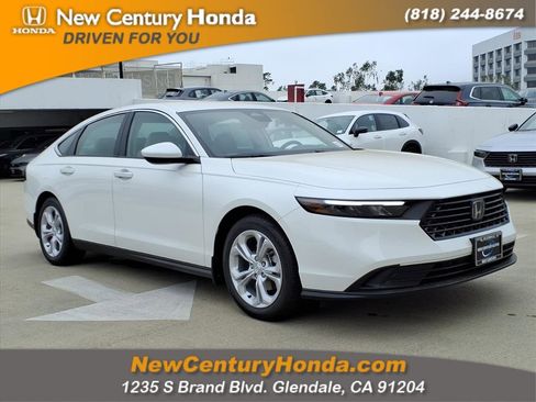 New 2025 Honda Accord LX image 3
